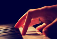 包含夺冠引爆全场！，TheShy意外战胜TL赛场气氛高涨的词条